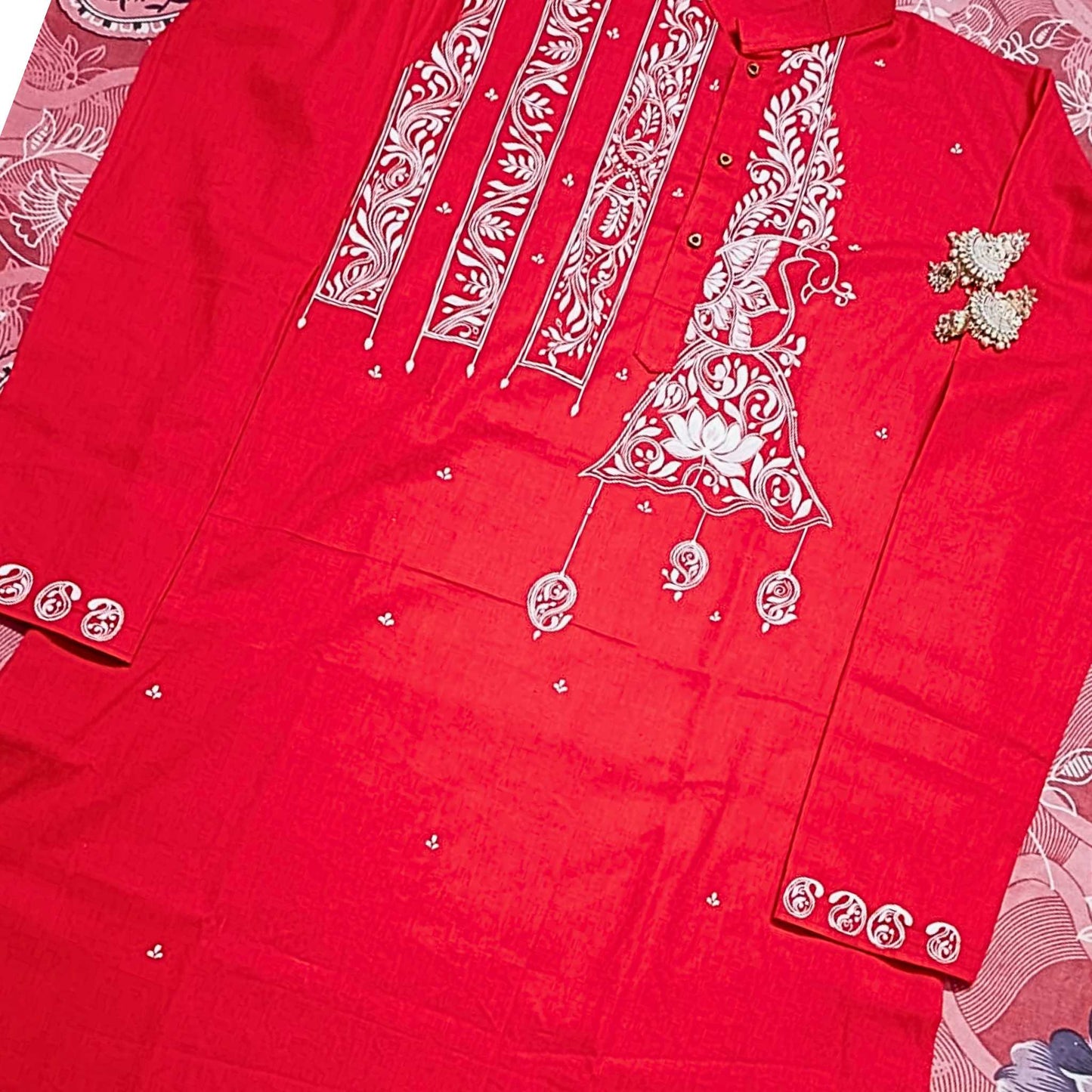 Laal Kalka – Bold & Traditional Panjabi