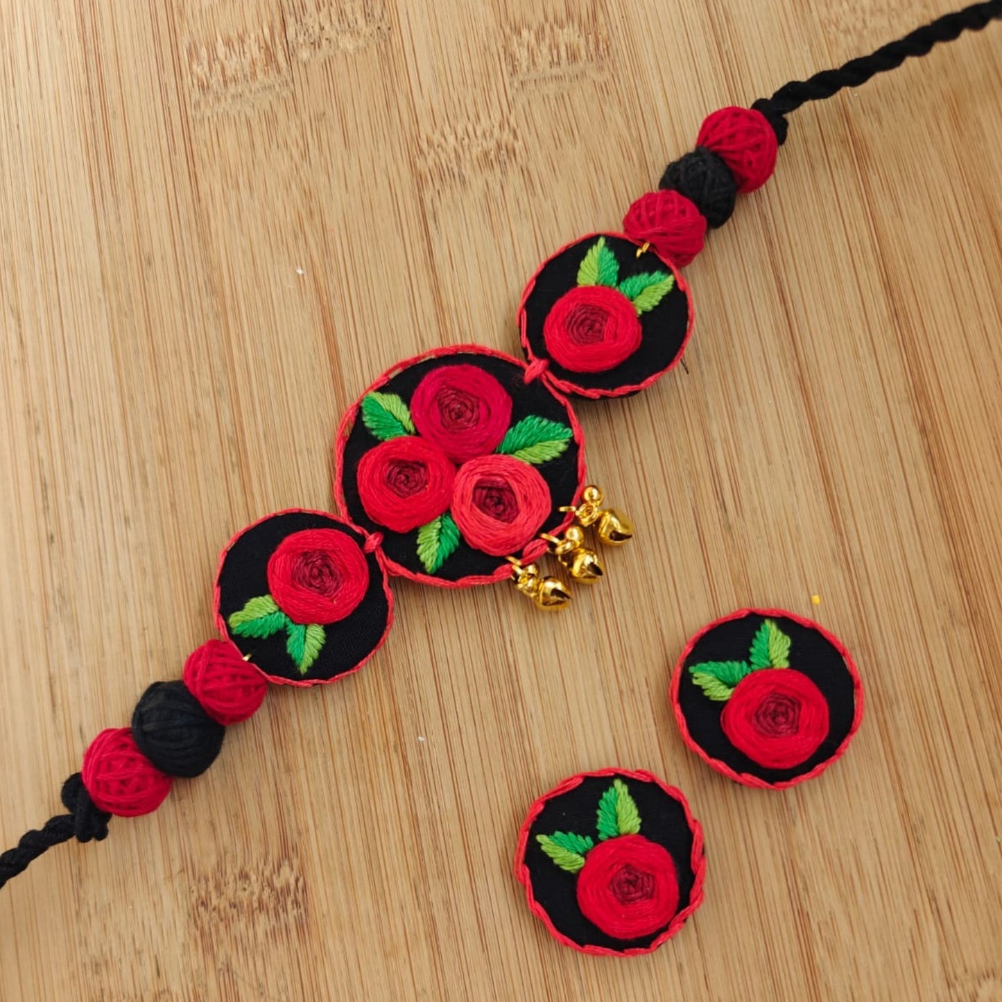 Blooming Elegance – Stunning 3D Fabric Jewelry Set