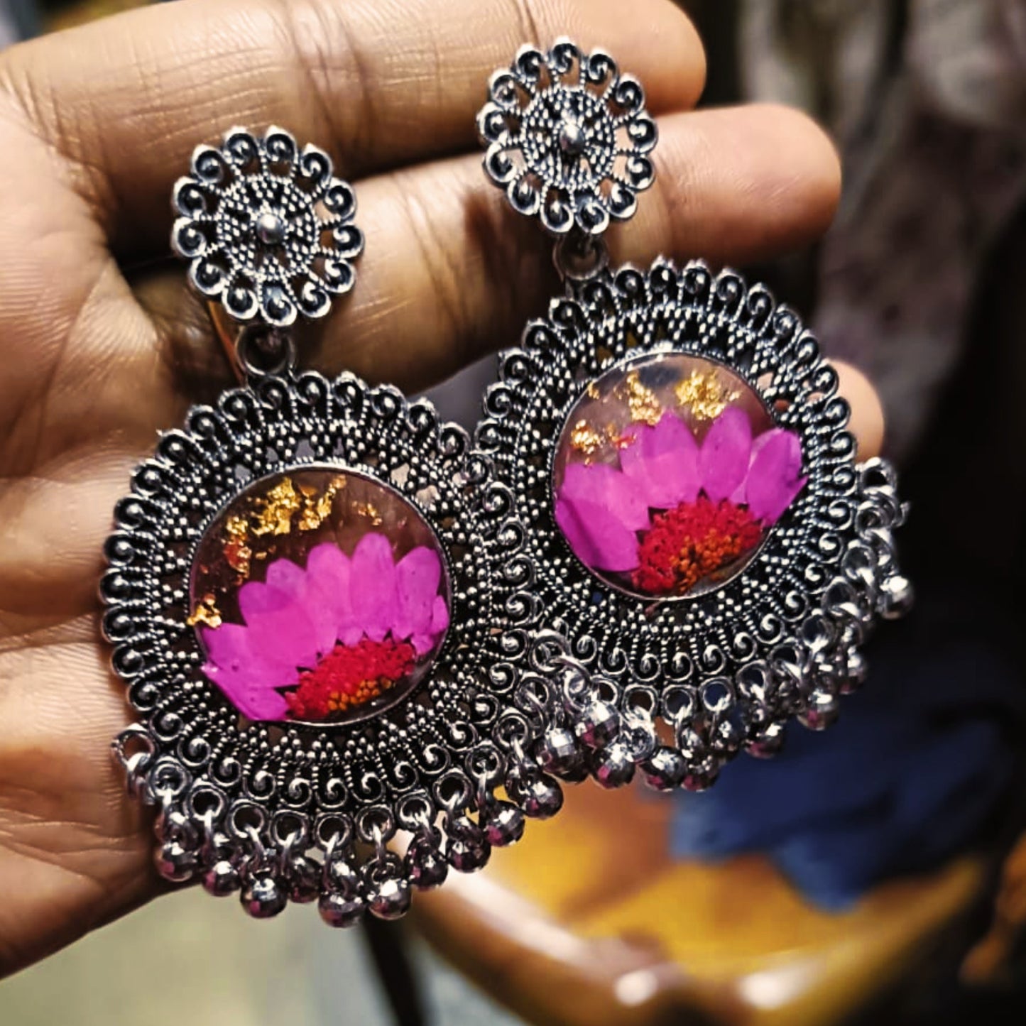 Gulnaar Resin Jhumko – Petal-Perfect Elegance
