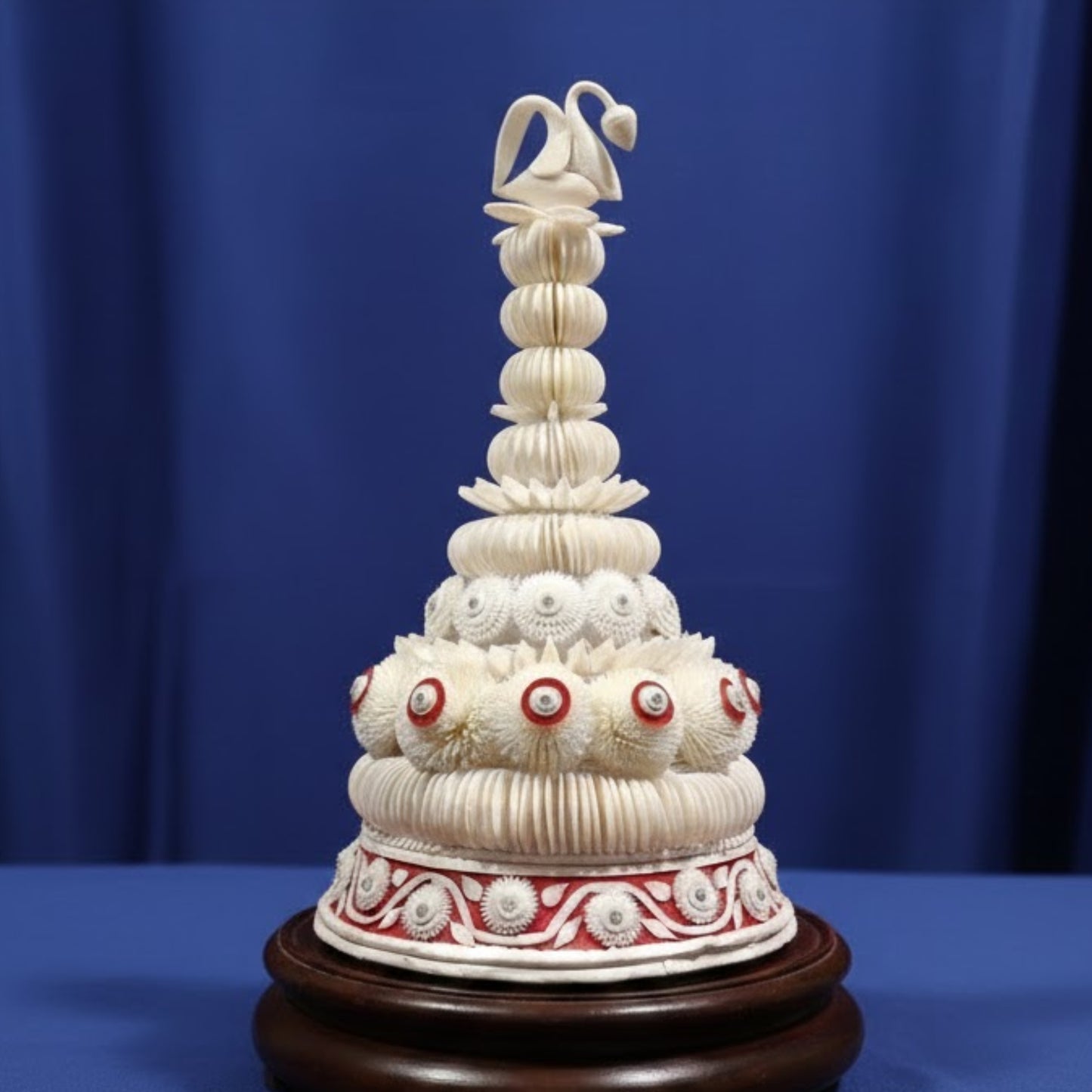 Luxurious Silk Bengali Topor Crown