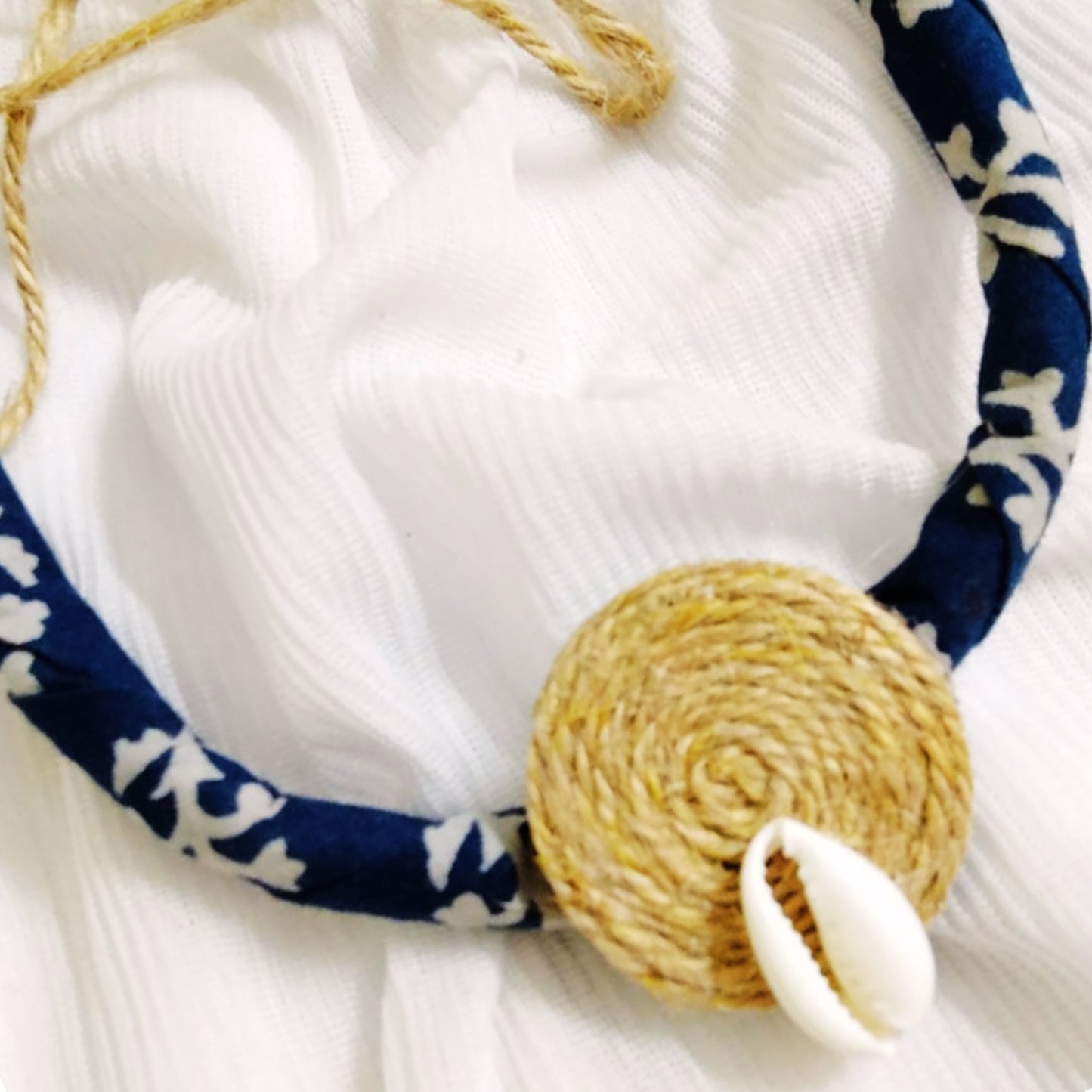 Tanirika Jute Choker