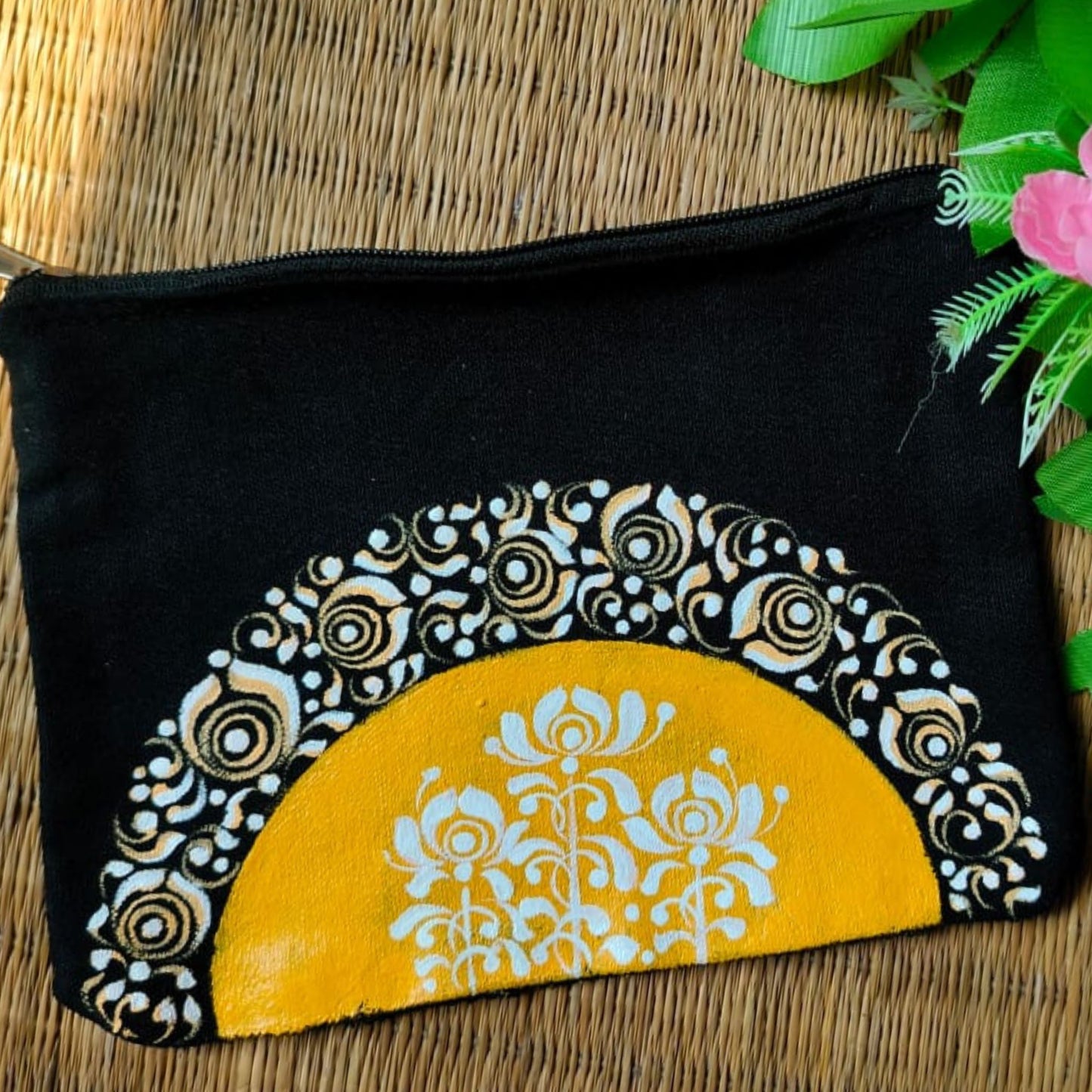 Paisley Dreams – Artisan Hand-Painted Pouch