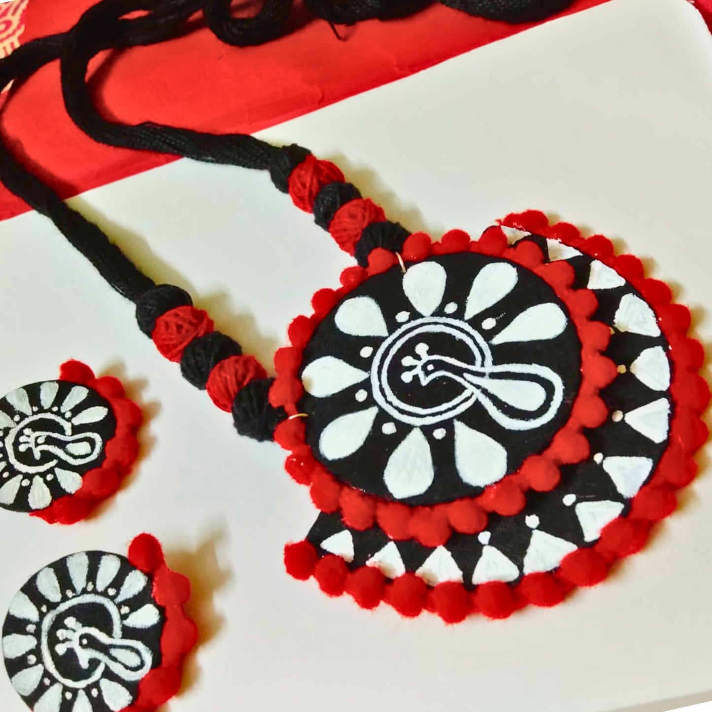 Ruprekha Artistic Jewelry Set