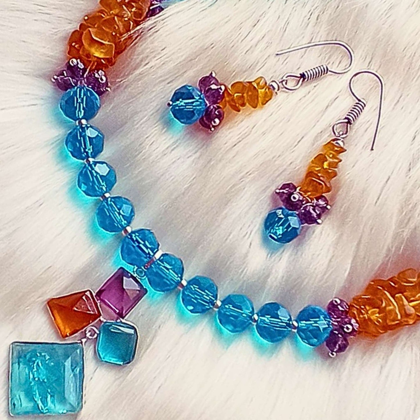 My Aqua world necklace set