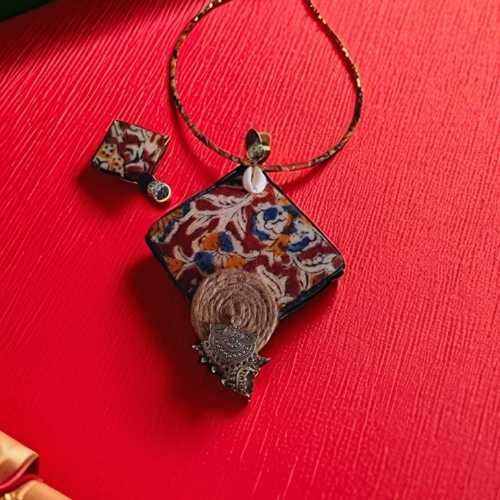 Embroidered Febric Chocker