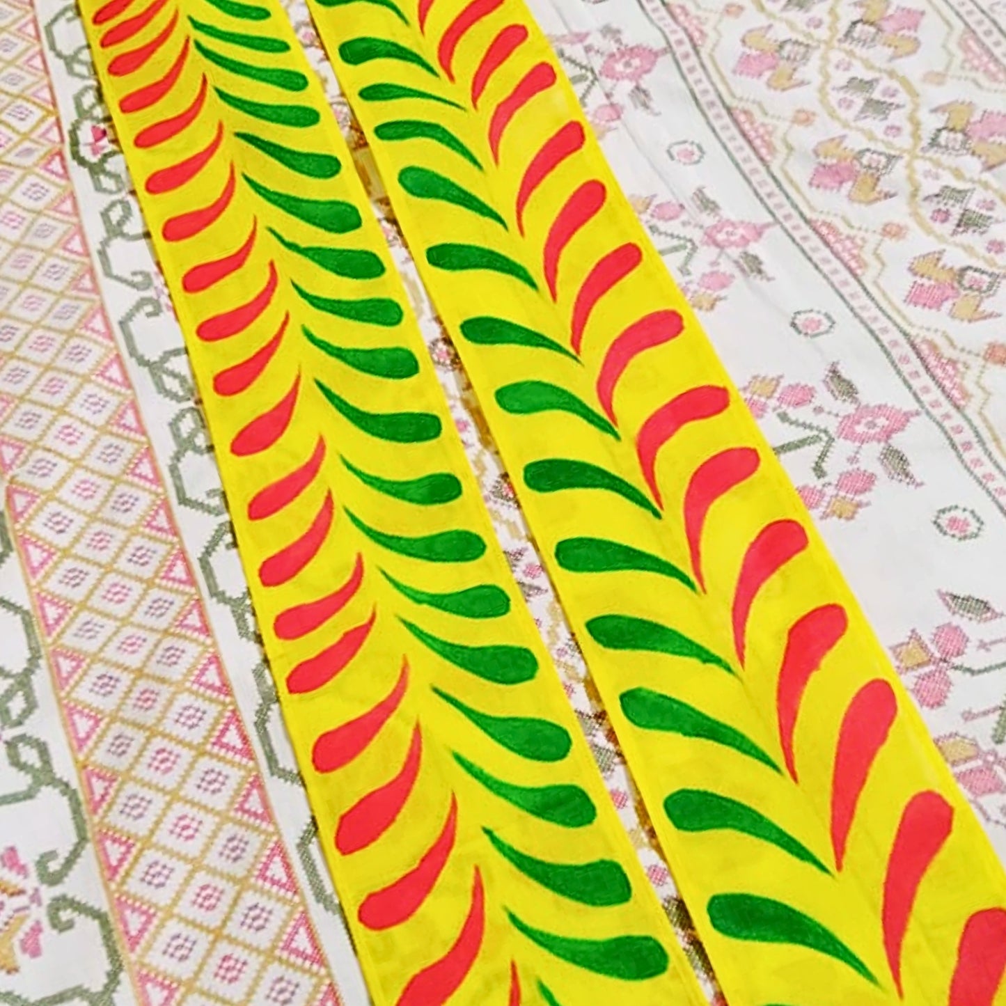 Alpona Hand-Painted Uttorio (85inchs)