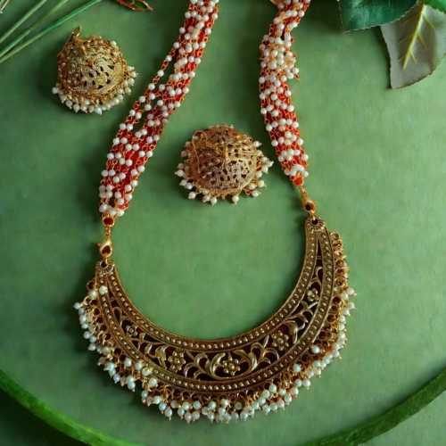 Golden Pearl Grace Choker Set