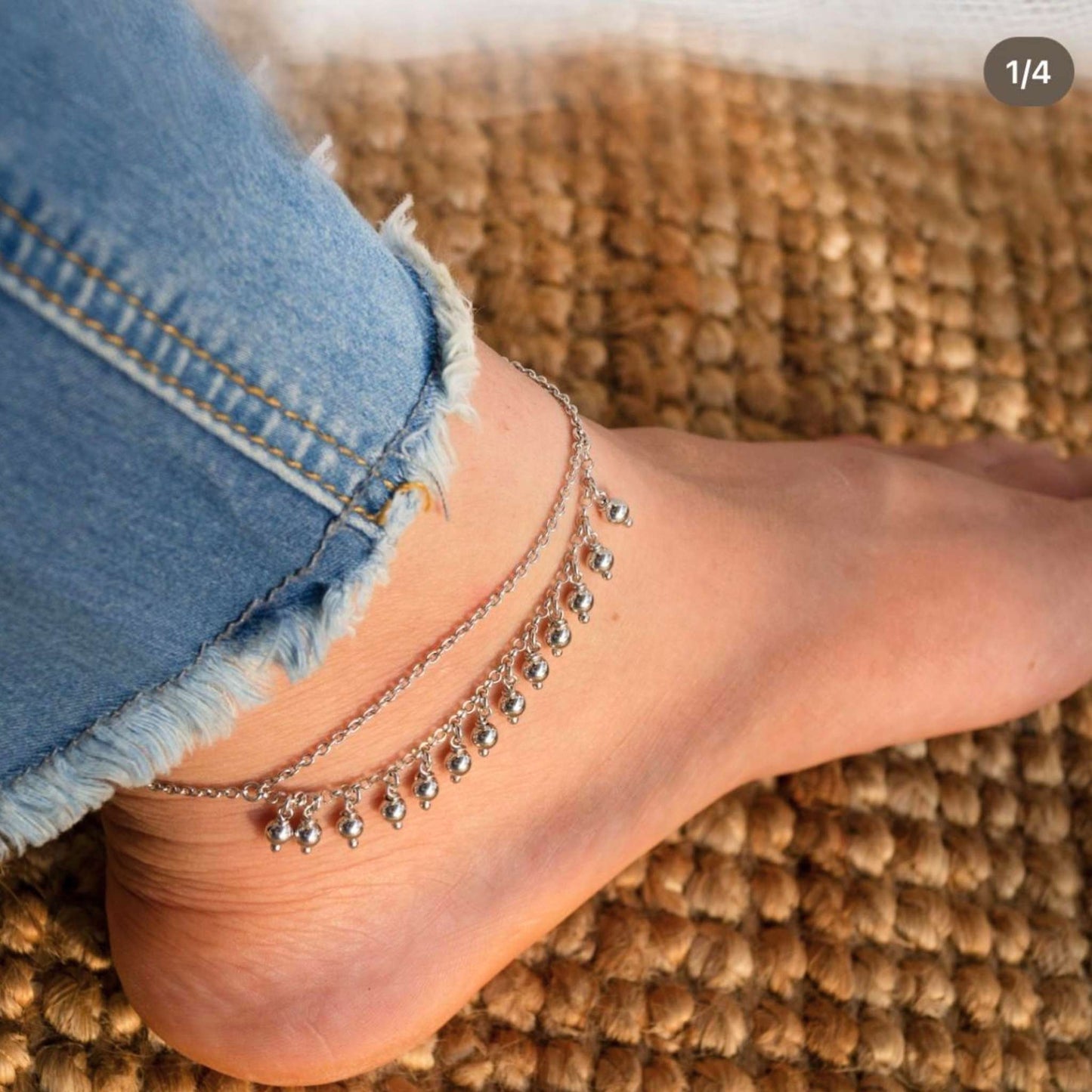 The dual layer chain anklets