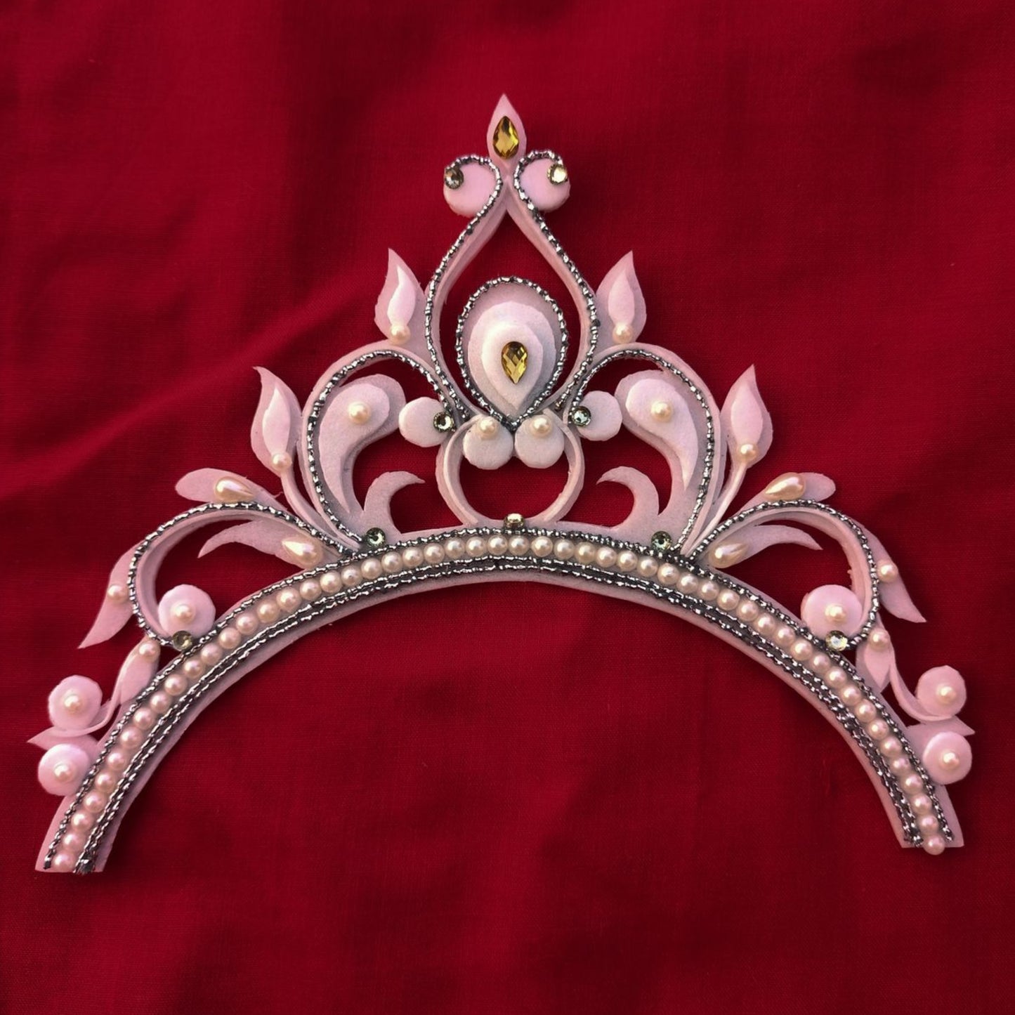 Vintage Floral Designer Mukut