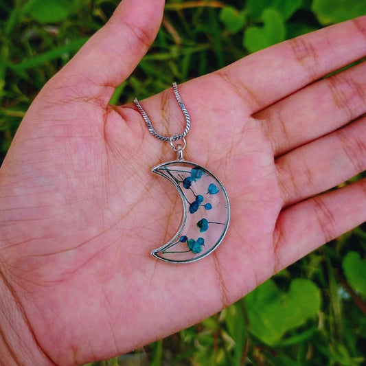 Chandrika Resin Pendant  – Crescent Elegance