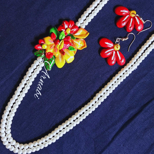 Blooming Beads – Flower Clay Jewelry Set