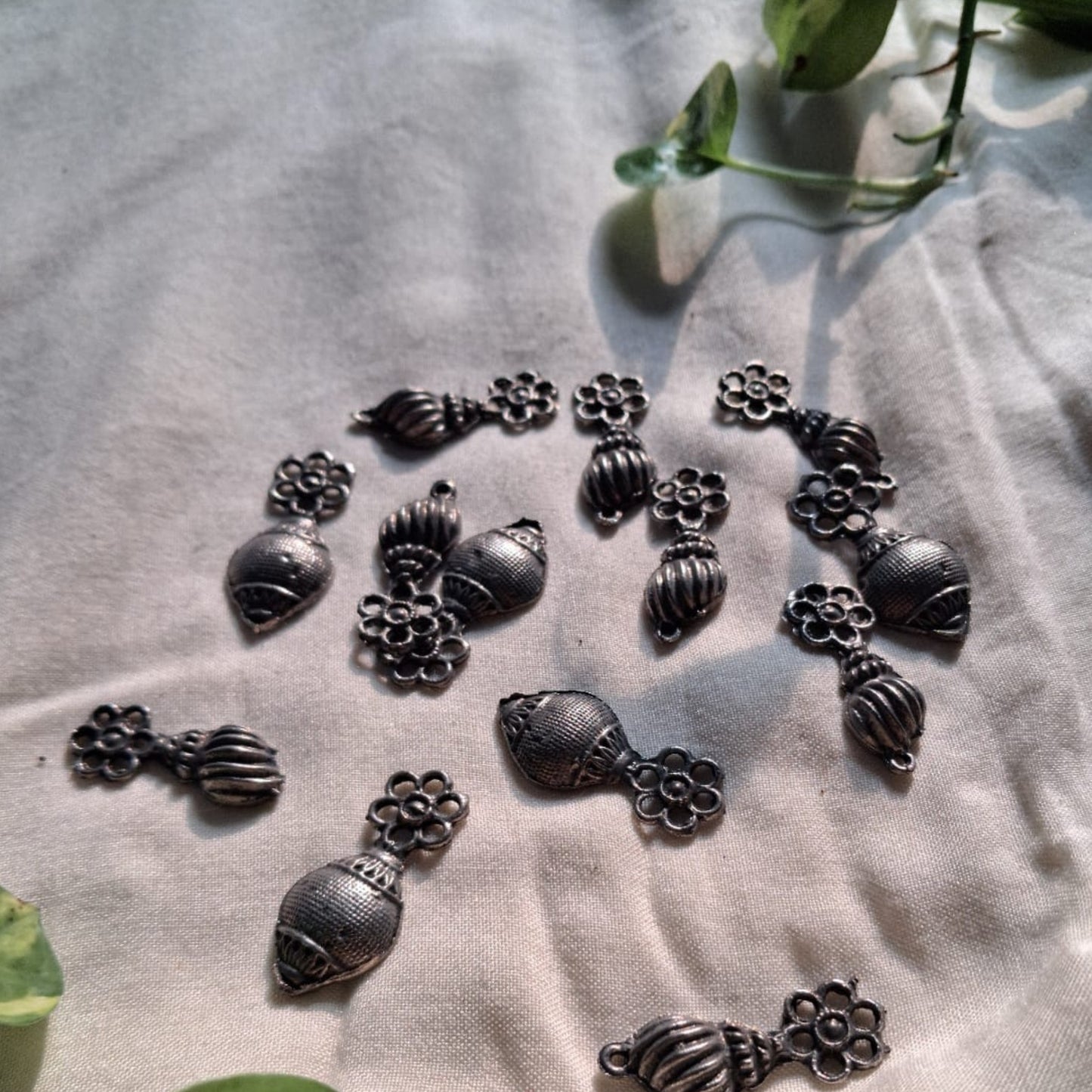 Small BlackPolish - 124