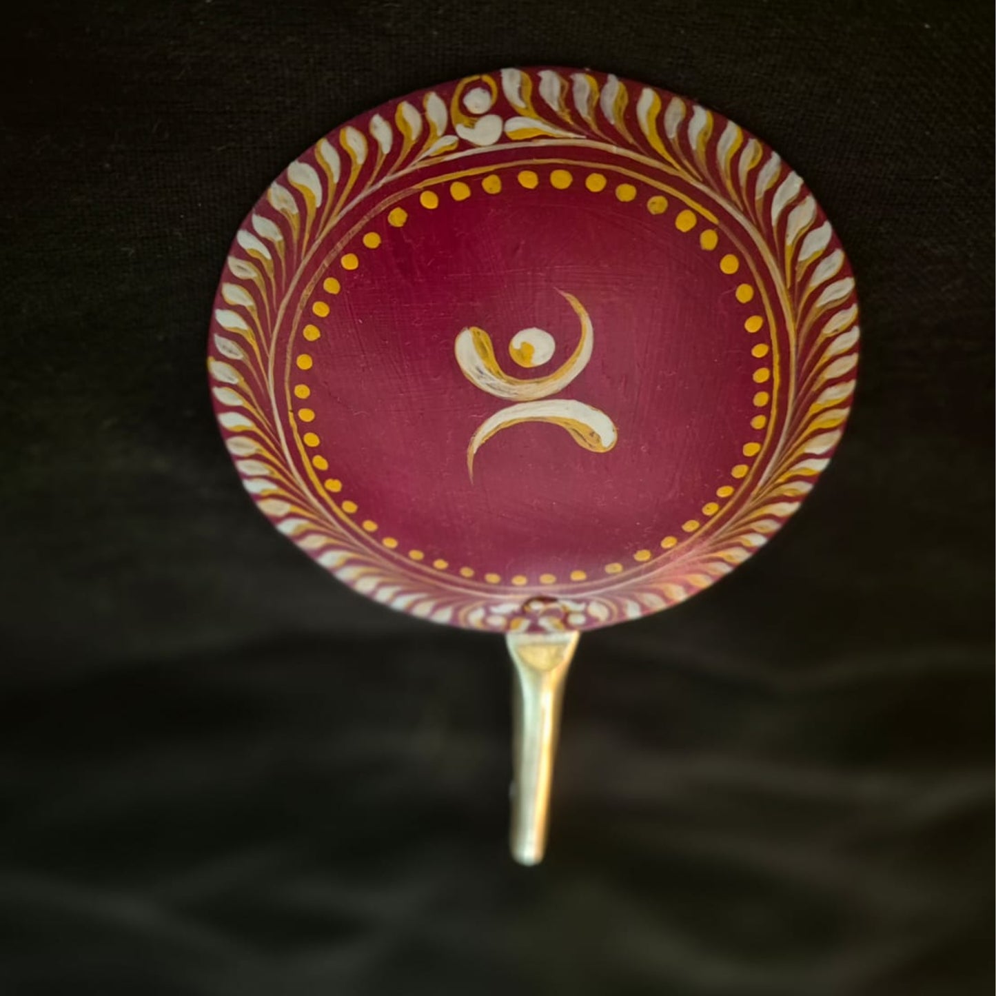 Mystic Golden Dorpon Elegance