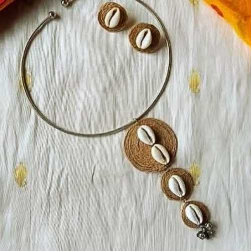 Jute Jewel Choker