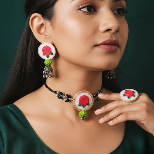 Karukriti Embroidery Choker Set