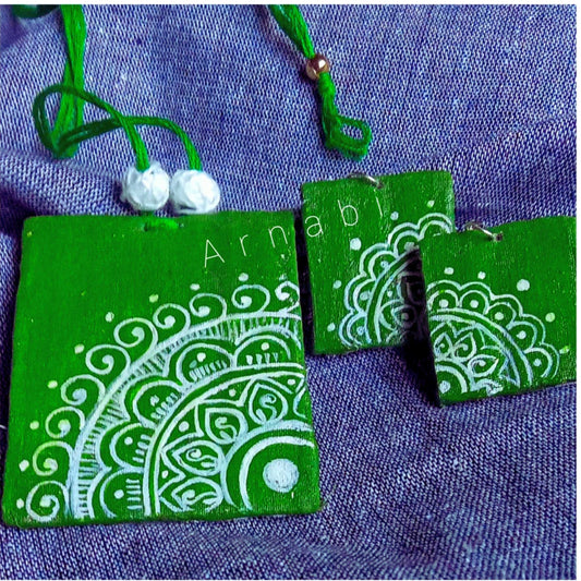 Verdant Heritage – Fabric Jewelry Set