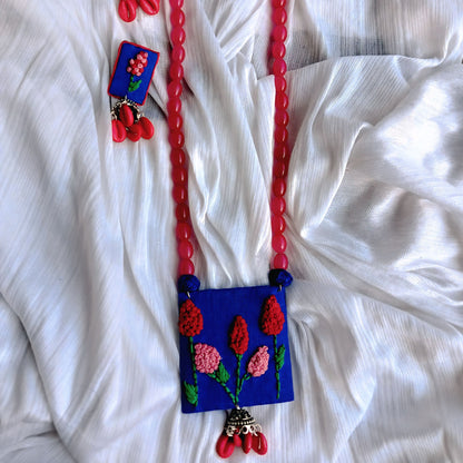 Elegant Embroidered Fabric Jewelry Set