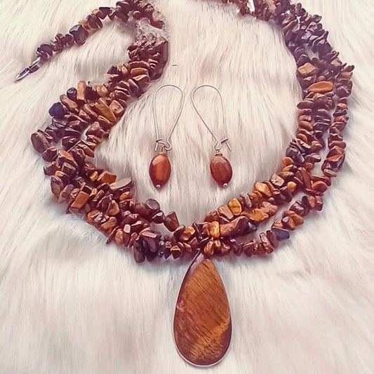 The Tiger ratna Necklace Set