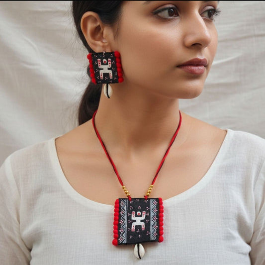 Bengal Essence – Fabric Jewelry Set