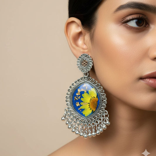 Aabroo Resin Jhumko – Dipped in Grace