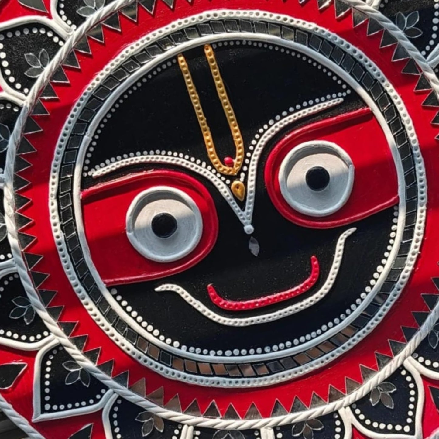 Jagannath Lippan Wall Art – Divine Clay Mirror Mural