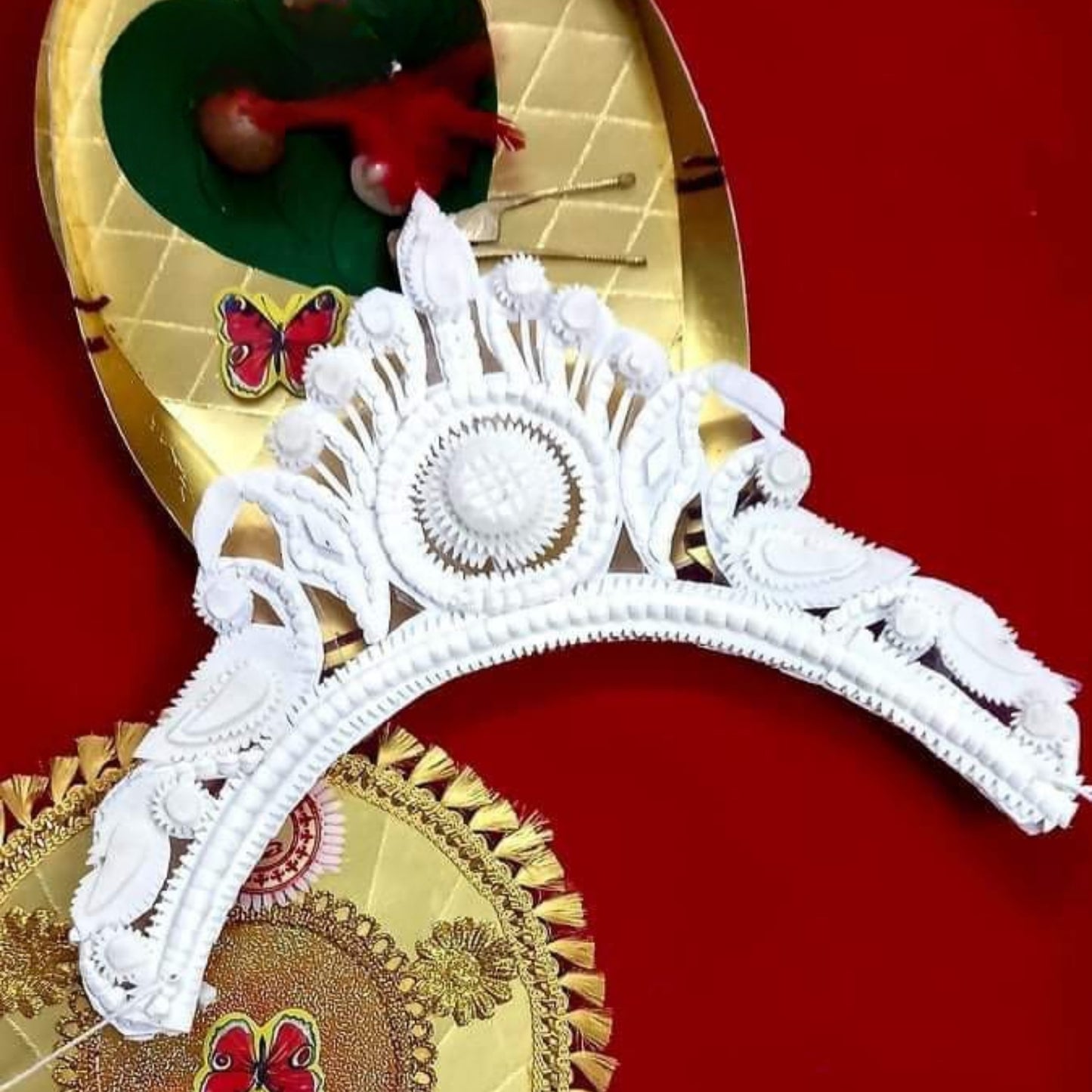 Authentic Bengali Bride Sola Mukut