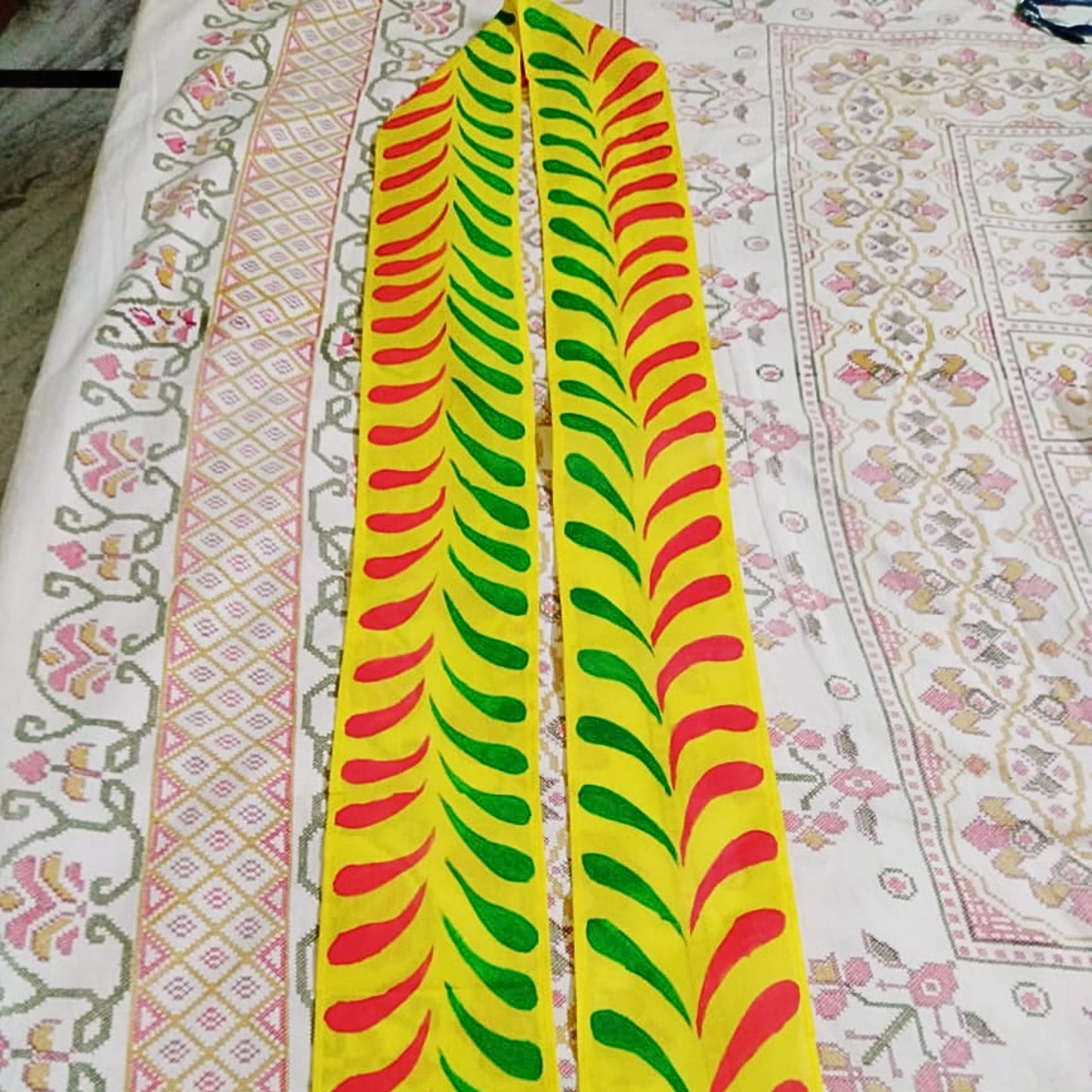 Alpona Hand-Painted Uttorio (85inchs)