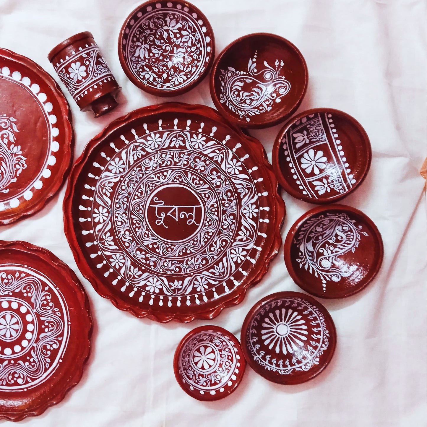 Hand-Painted Clay Dining Art (10 pcs)