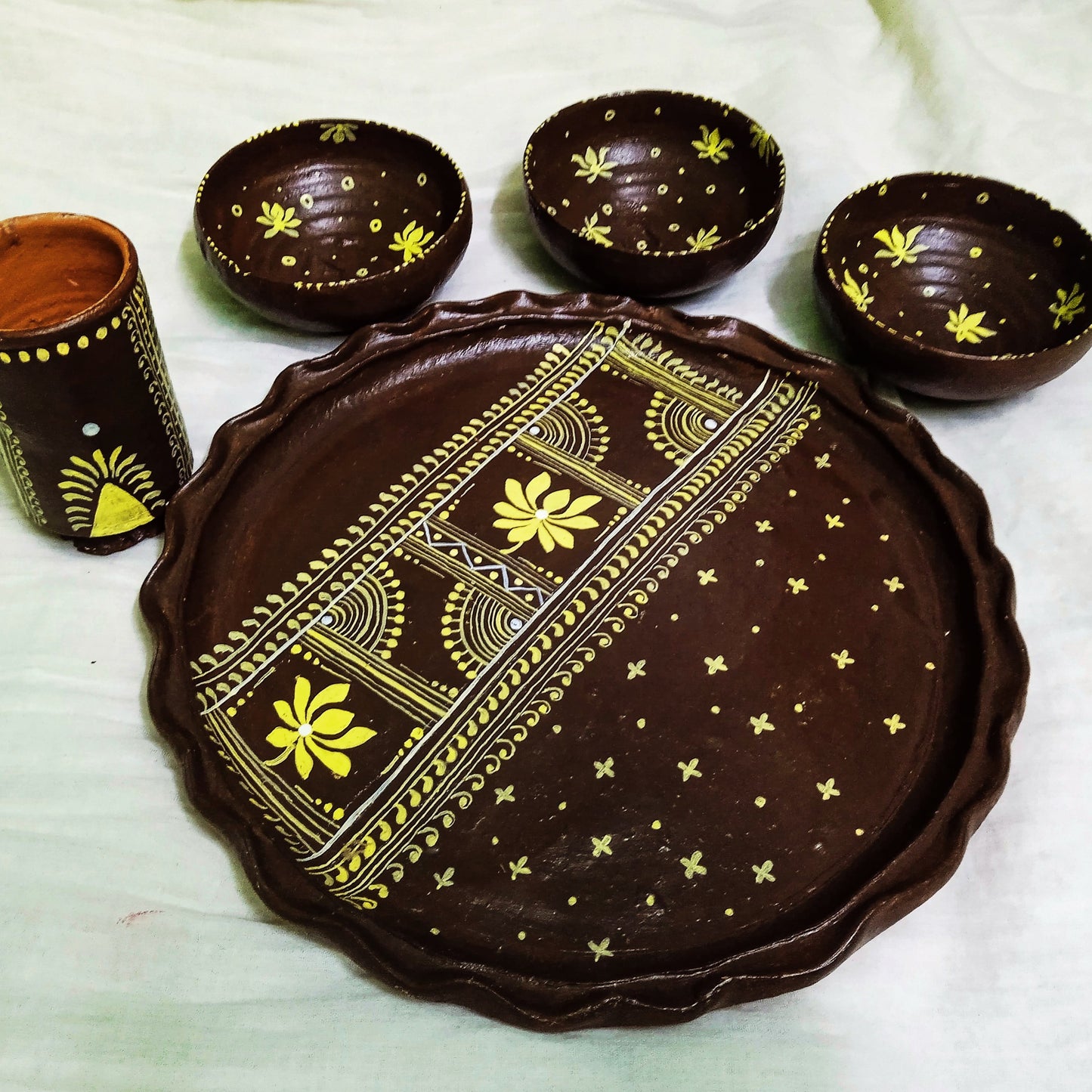 Kalkakriti Matir Thala Set –  (5 pcs)