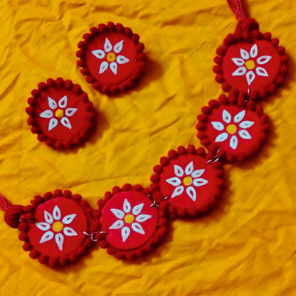 Aarohi Elegant Choker Jewelry Set