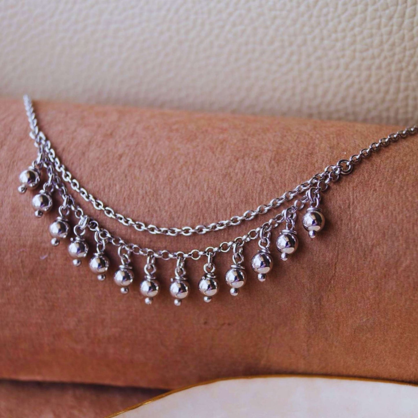 The dual layer chain anklets