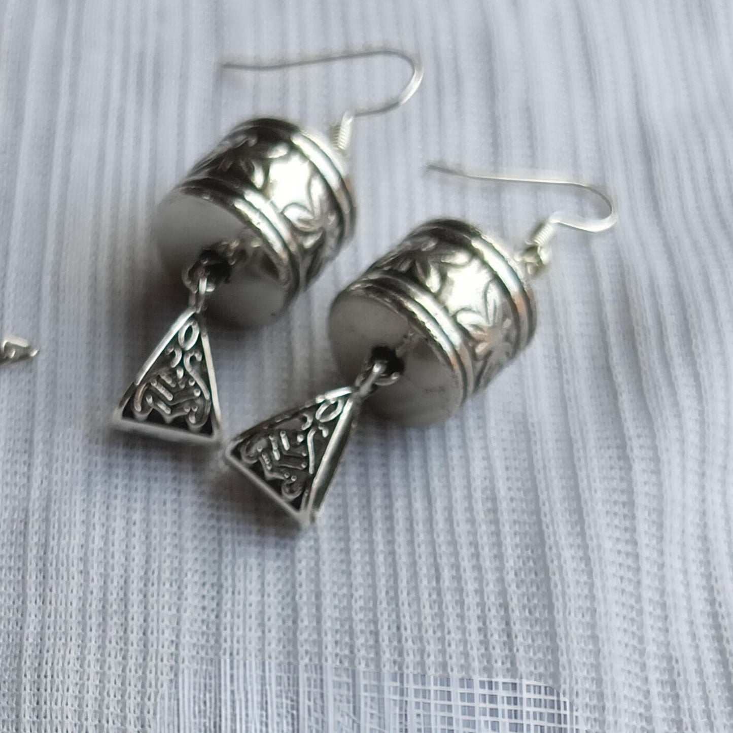 Artistic Neckpiece & Matching Earrings