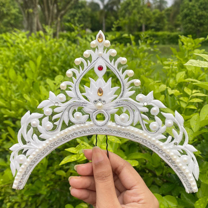 Kanaklata Bridal Mukut – Golden Glow of Tradition