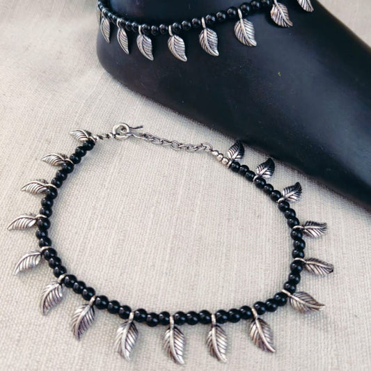 The leaves anklets
