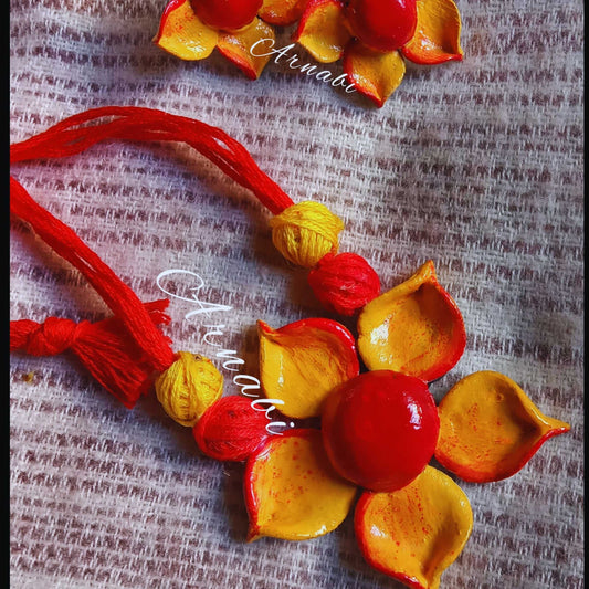 Floral Radiance – Flower Clay Jewelry Set